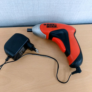 블랙앤데커 CP300BS 충전드릴