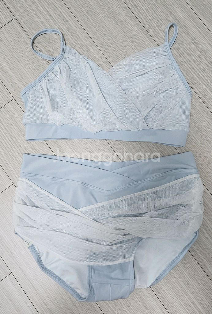 (반택포)핫한 폴웨어 블레스 셔링탑S/ 로우쇼츠--2