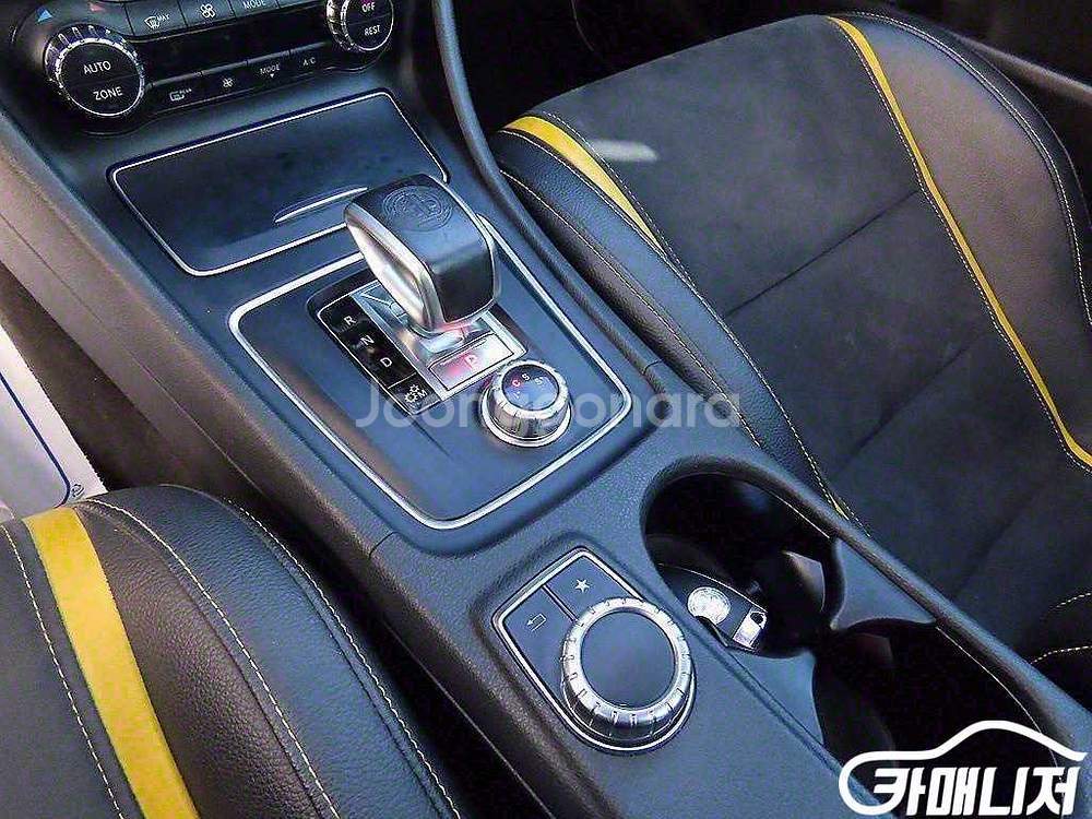 [벤츠]CLA클래스 CLA 45 AMG 4MATIC 5--9