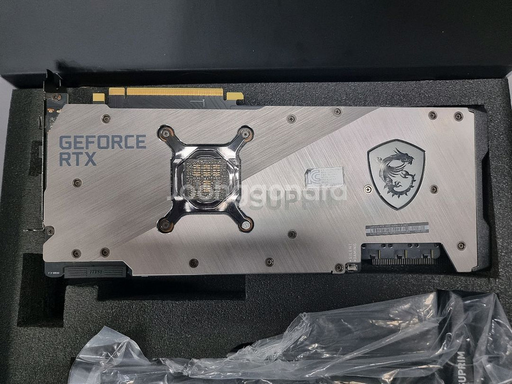 MSI 3090 슈프림 X D6X 24GB 트라이프로저--4