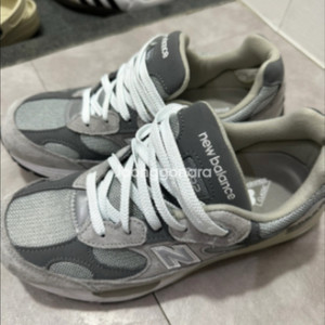 뉴발란스 992 250사이즈 직거래대전