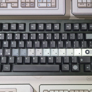 neo75 cu 풀알루 커스텀 키보드 판매합니다