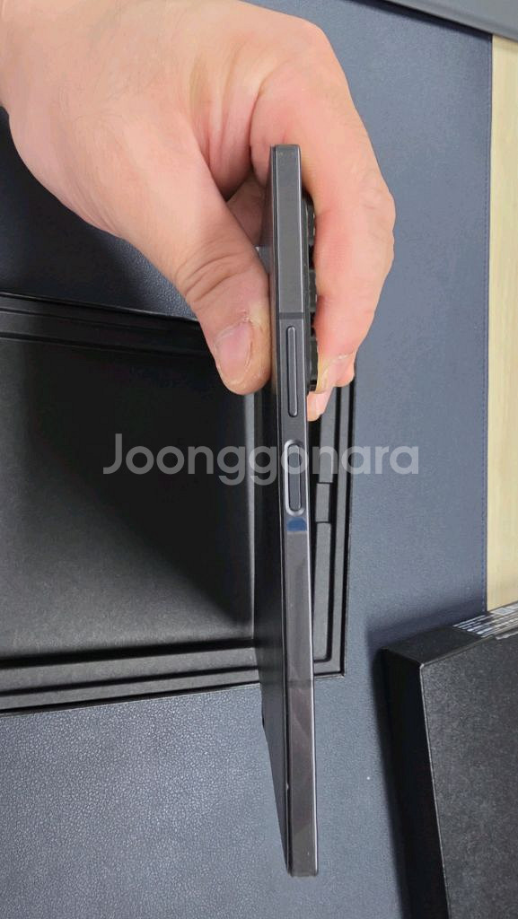 겔럭시Z폴드6 1TB 자급제 센터 올수리판 삼케팜니다--2