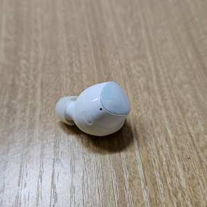 버즈플러스 화이트 왼쪽 유닛 SM-R175