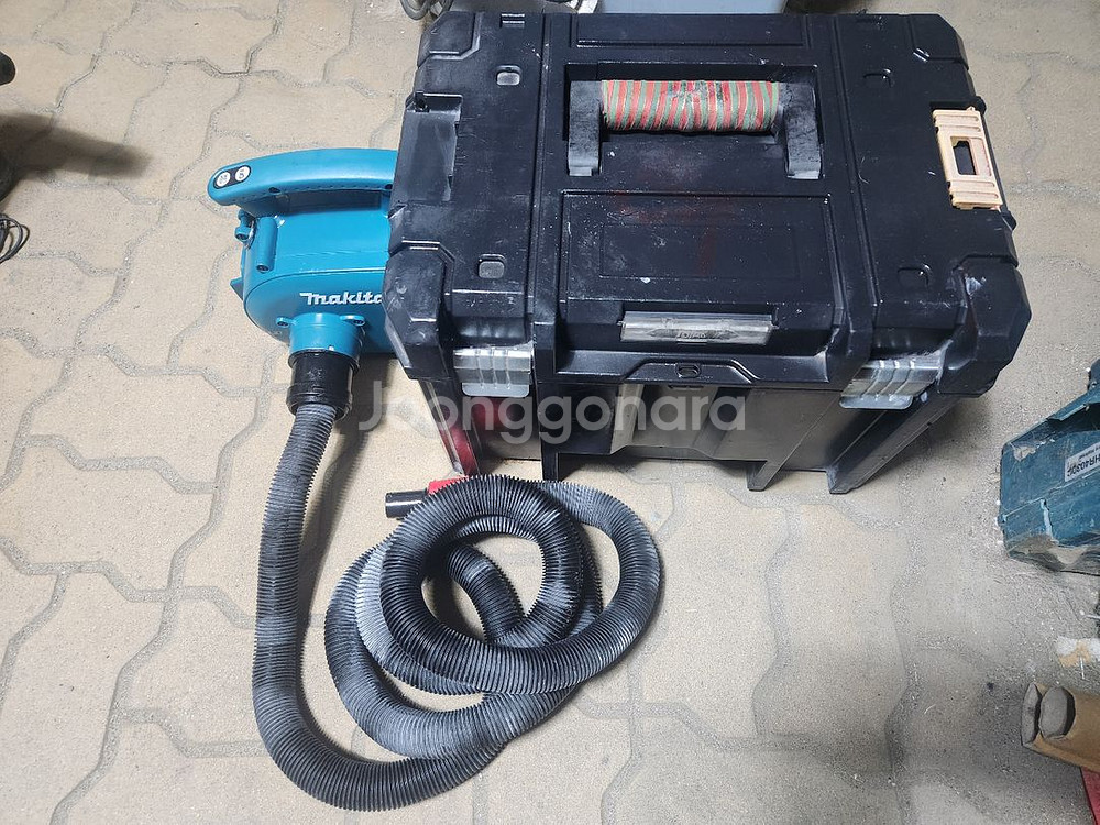 마끼다18v 충전집진기 DVC350 본체 팝니다--1