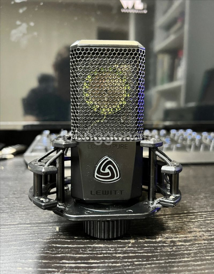 Lewitt LCT 440 PURE 콘덴서 마이크입니다--0