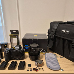 니콘 z5 + 50.8풀셋 배터리 충전기 스트랩 가방