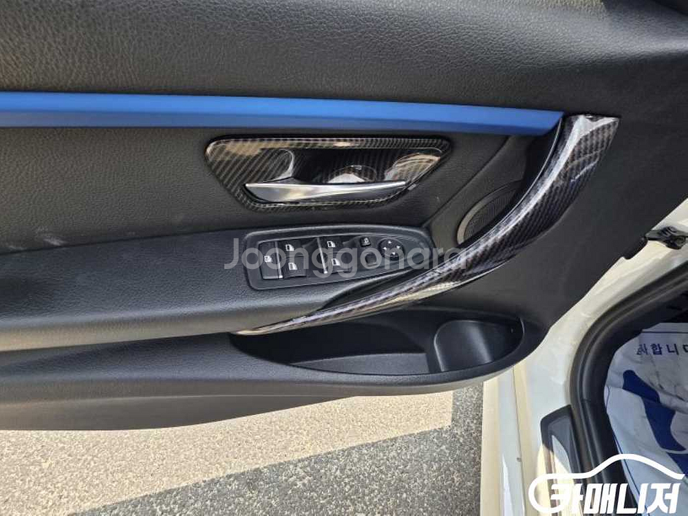 [BMW]3시리즈 (F30) 320d M 스포츠 (5인--7