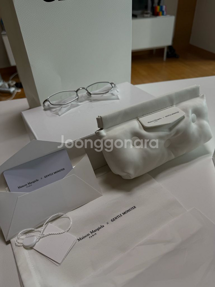 젠틀몬스터 마르지엘라 MM218-02--1