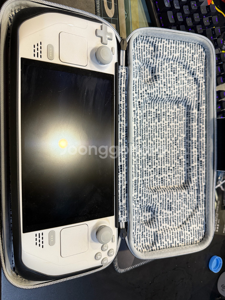 스팀덱 화이트 한정판 oled 1tb--0