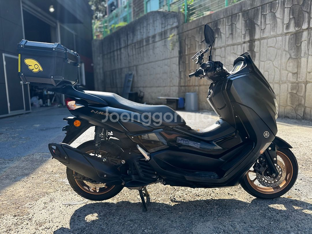 야마하 Nmax125 22년형 8천Km 판매합니다.--3