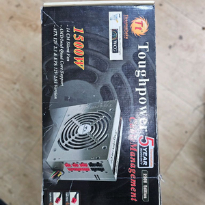 써멀테이크 1500w 파워서플라이