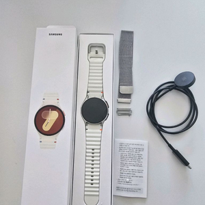 갤럭시워치7 40mm 화이트 S급 풀박스 + 스트랩
