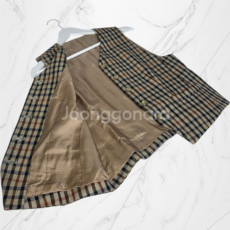 닥스 DAKS LONDON 클래식 체크 패턴 울 베스트--8