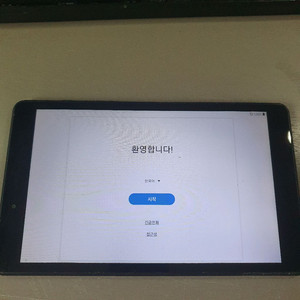 삼성 갤럭시 탭A8.0 2019 LTE 부품용 태블렛