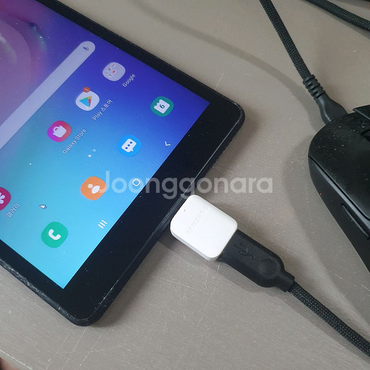 삼성 갤럭시 탭A8.0 2019 LTE 부품용 태블렛--1