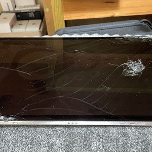 갤럭시탭 S7+ 액정파손 [와이파이/256추정]