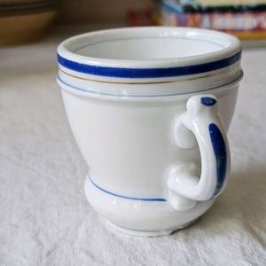 브륄로 찻잣