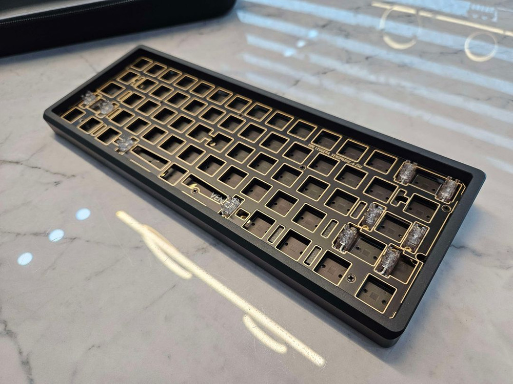 베놈VENOM 60 HE + 프로그 미니 레제라 (택포--1