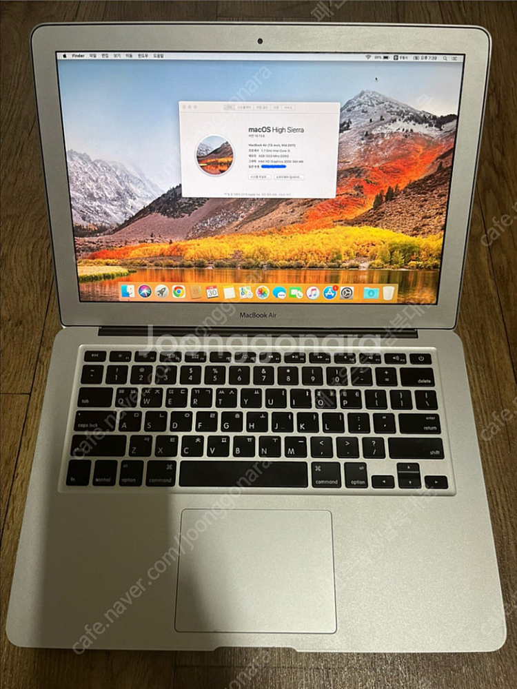 맥북 에어 13-inch Mid 2011 MacBook--1