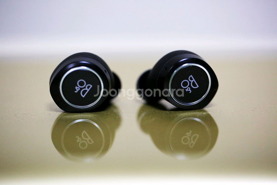 뱅앤올룹슨 Beoplay E8 트룰리 블루투스 이어폰--1
