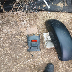 할리 스포스터 뒤휀더 팝니다