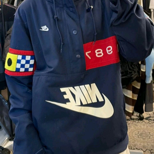 나이키 리이슈 아노락L