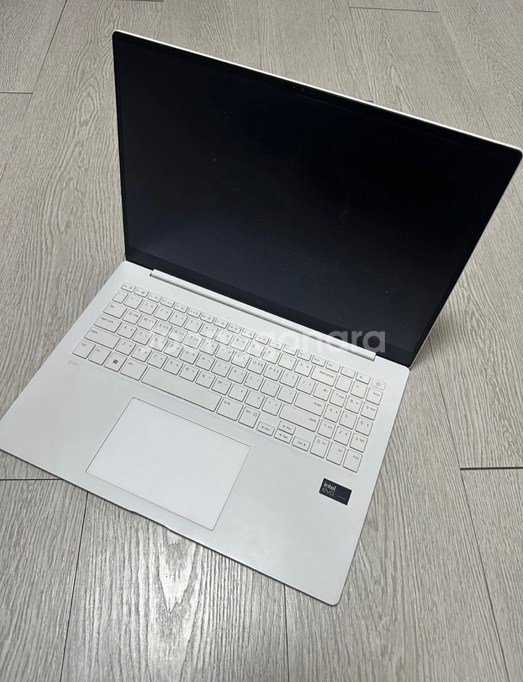 2024년형 LG GRAM 512gb 팔아요--2