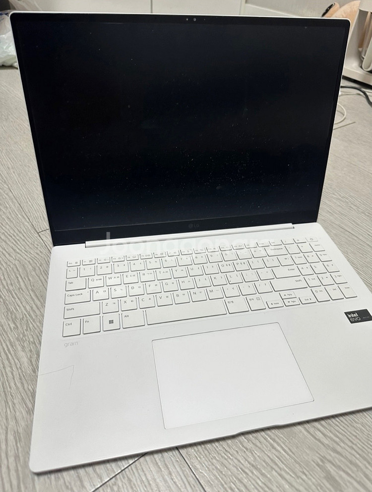 2024년형 LG GRAM 512gb 팔아요--1