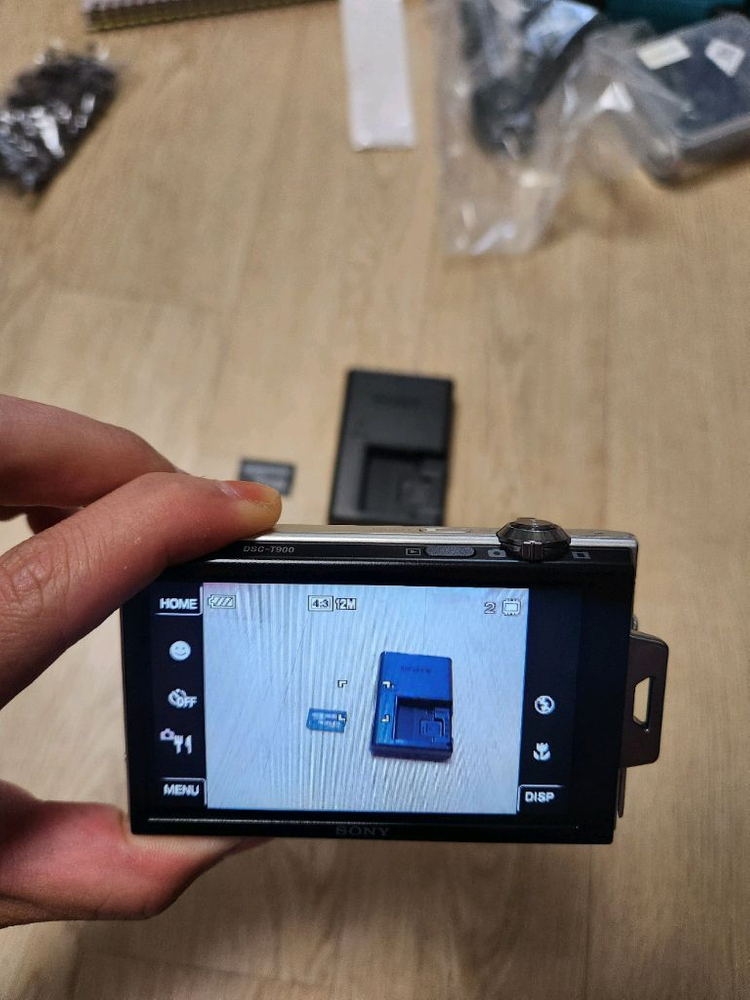 소니 사이버샷 dsc-t900--4