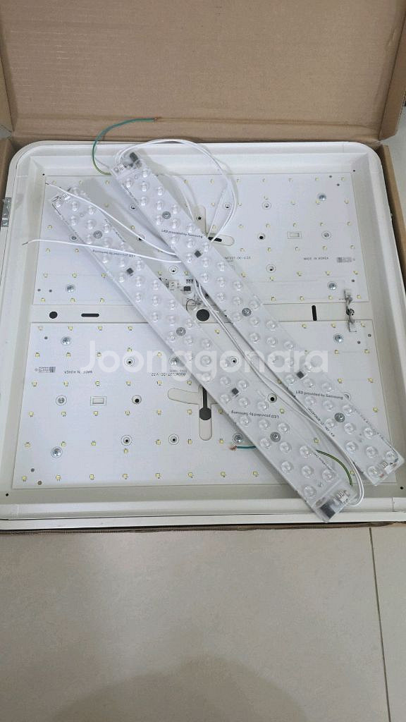 LED세트로팝니다 방등50w+자석식거치등2개 각30w--0