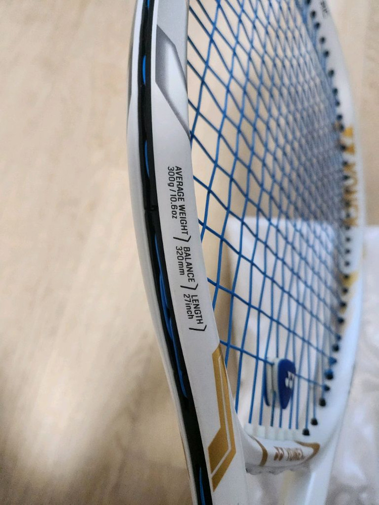 요넥스 ezone 100 나오미 한정판--5