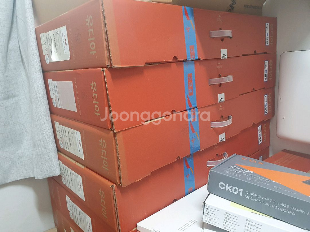 32인치 게이밍모니터 180hz--2