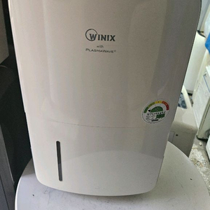 위닉스 플라즈마웨이브고급 제습기 16리터 고장재품