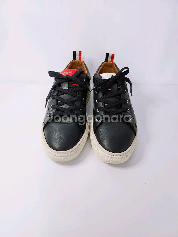 톰브라운 네이비 클래식 로우탑 스니커즈 8/265--1