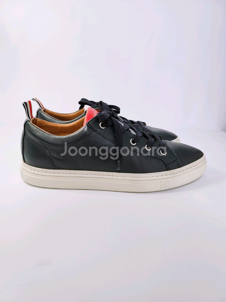 톰브라운 네이비 클래식 로우탑 스니커즈 8/265--5