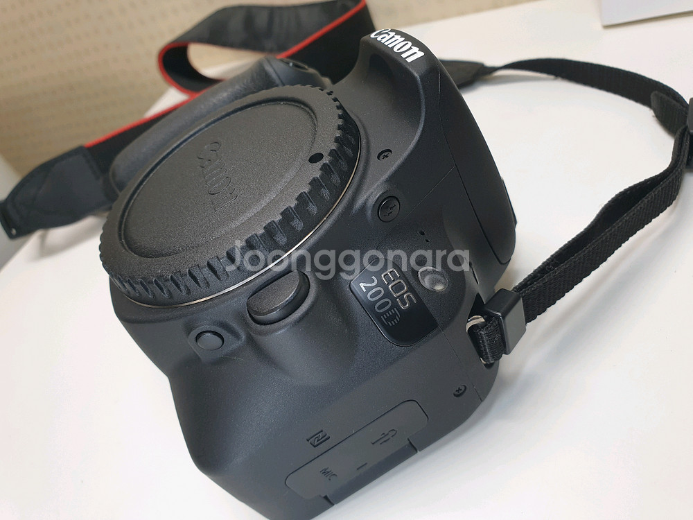 캐논 EOS 200D 바디(렌즈제외) 택포--3