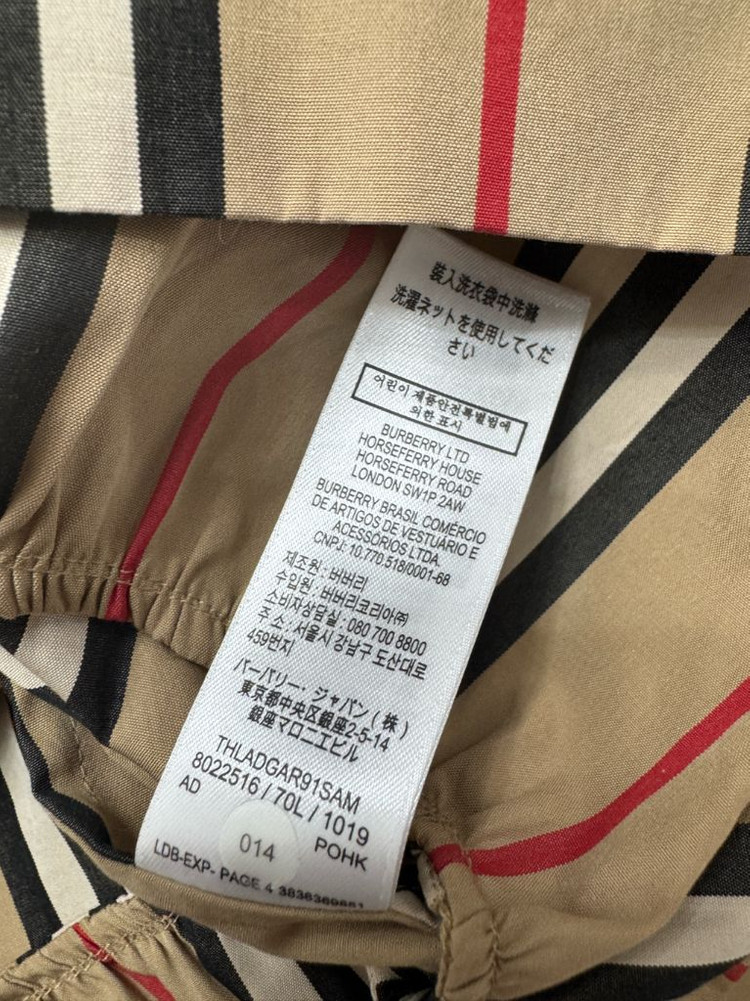 버버리키즈 버버리칠드런 반팔 블라우스 반팔티 12y 이미지