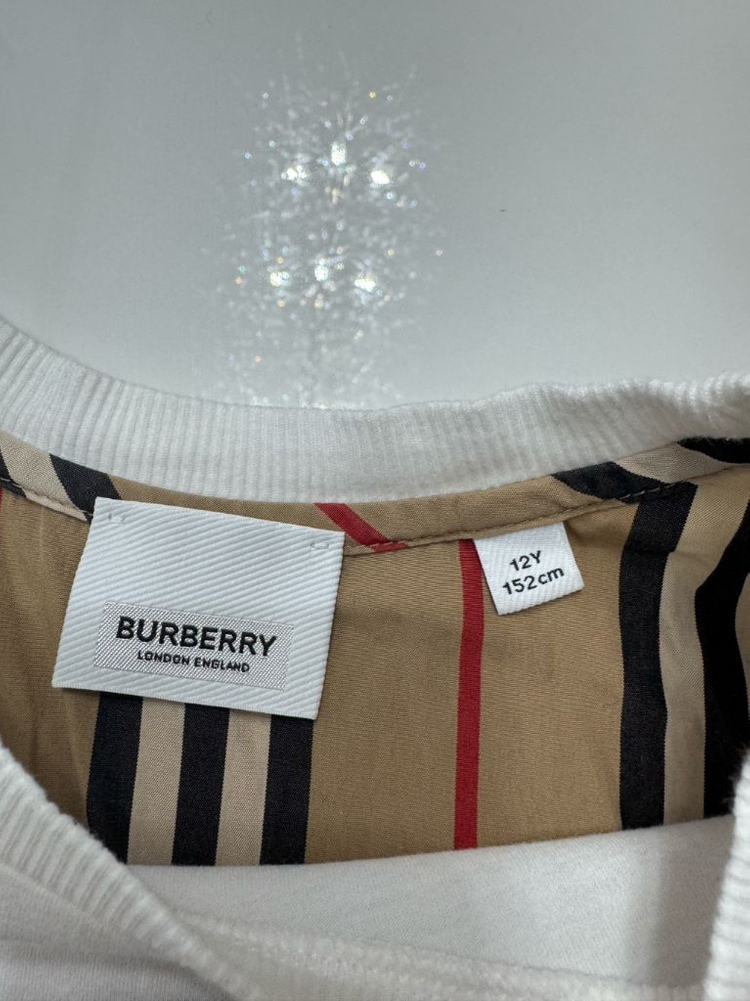 버버리키즈 버버리칠드런 반팔 블라우스 반팔티 12y 이미지