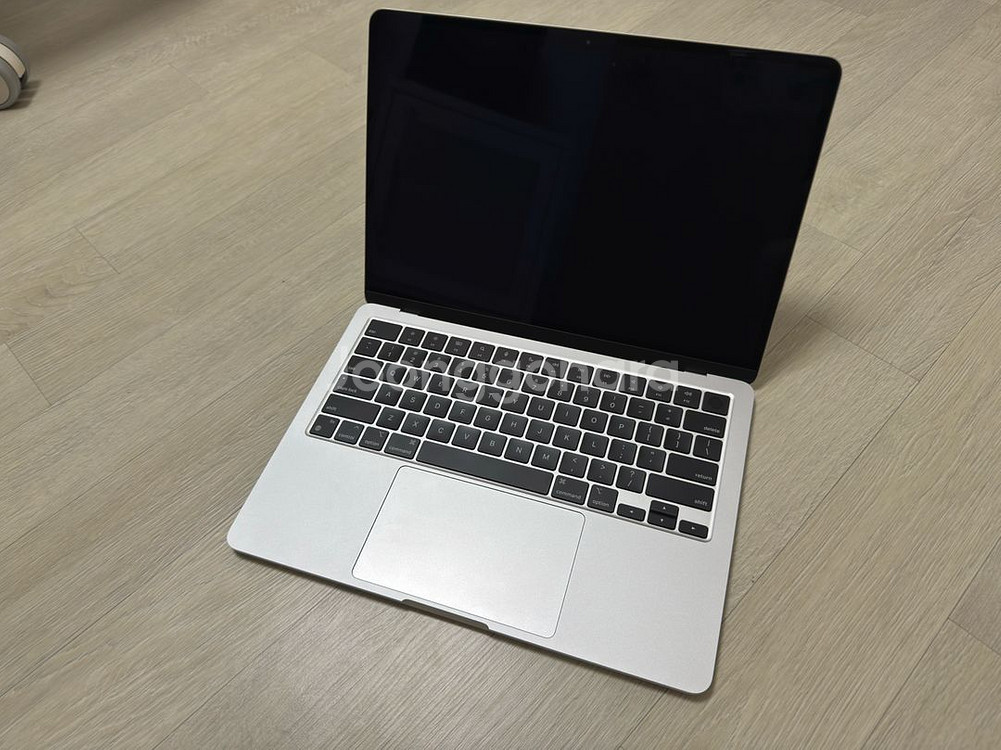 맥북 에어 m3 16GB/256GB--2