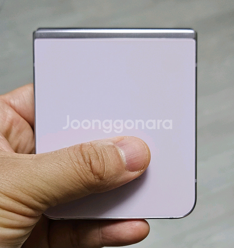 갤럭시 Z플립5 라벤더 512GB A급 싸게 팝니다.--2