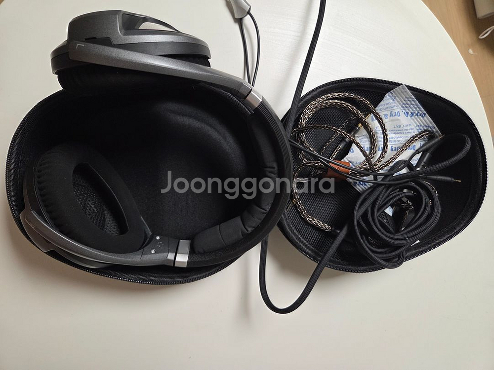 젠하이저 hd700--0