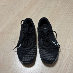 메트콘9 250사이즈 us7사이즈