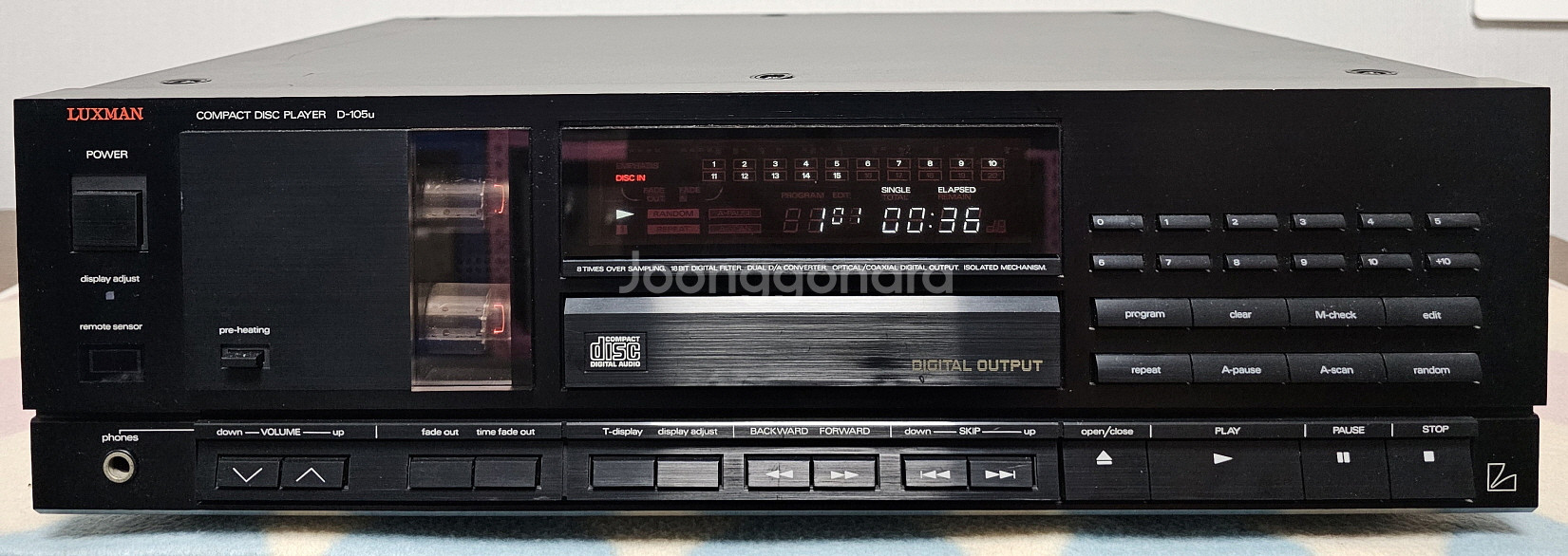 락스만 CD 플래이어 D-105u--0