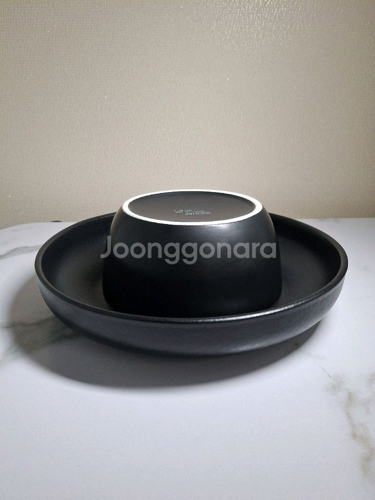 H&M Home 블랙 매트 볼+접시 세트 (새상품)--0