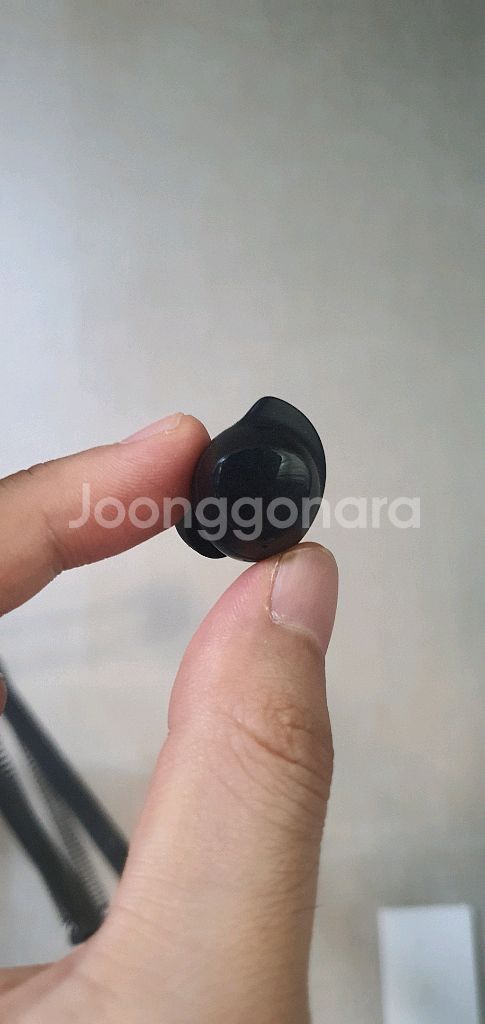 버즈 1 블랙 왼쪽,오른쪽 유닛 판매합니다--1