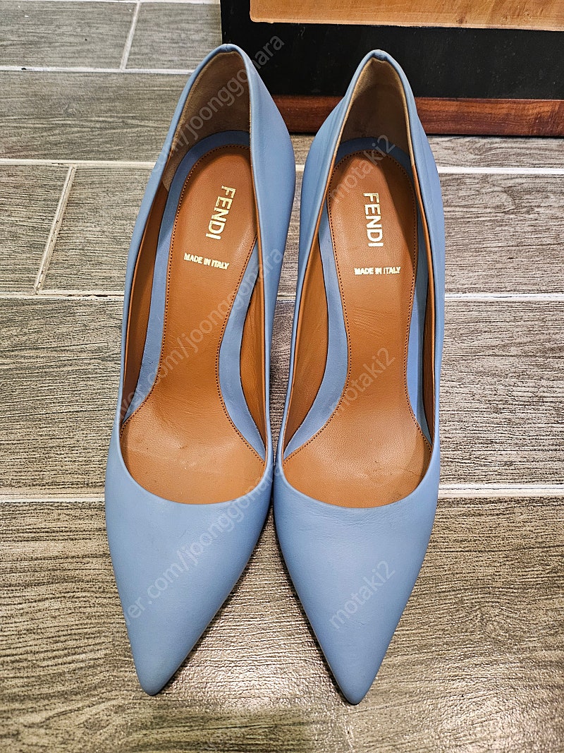 펜디 신상 펌프스