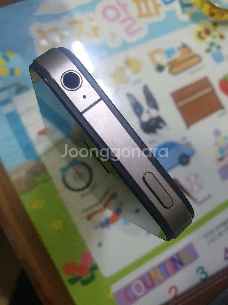 아이폰4 A1332 16G 5.9만--3