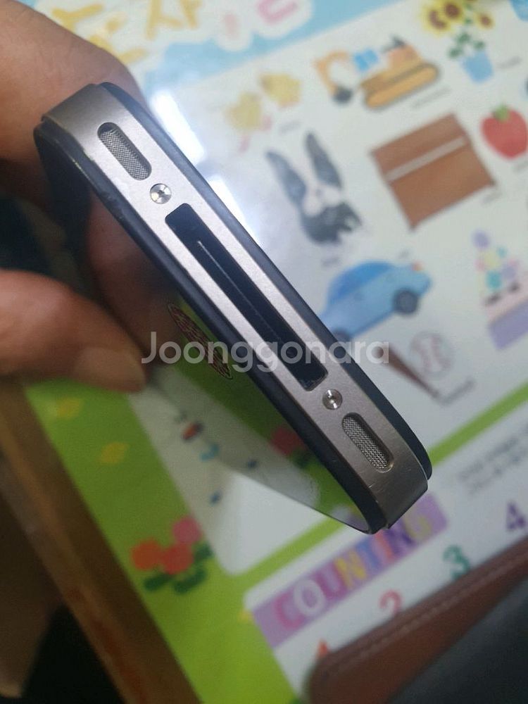아이폰4 A1332 16G 5.9만--5