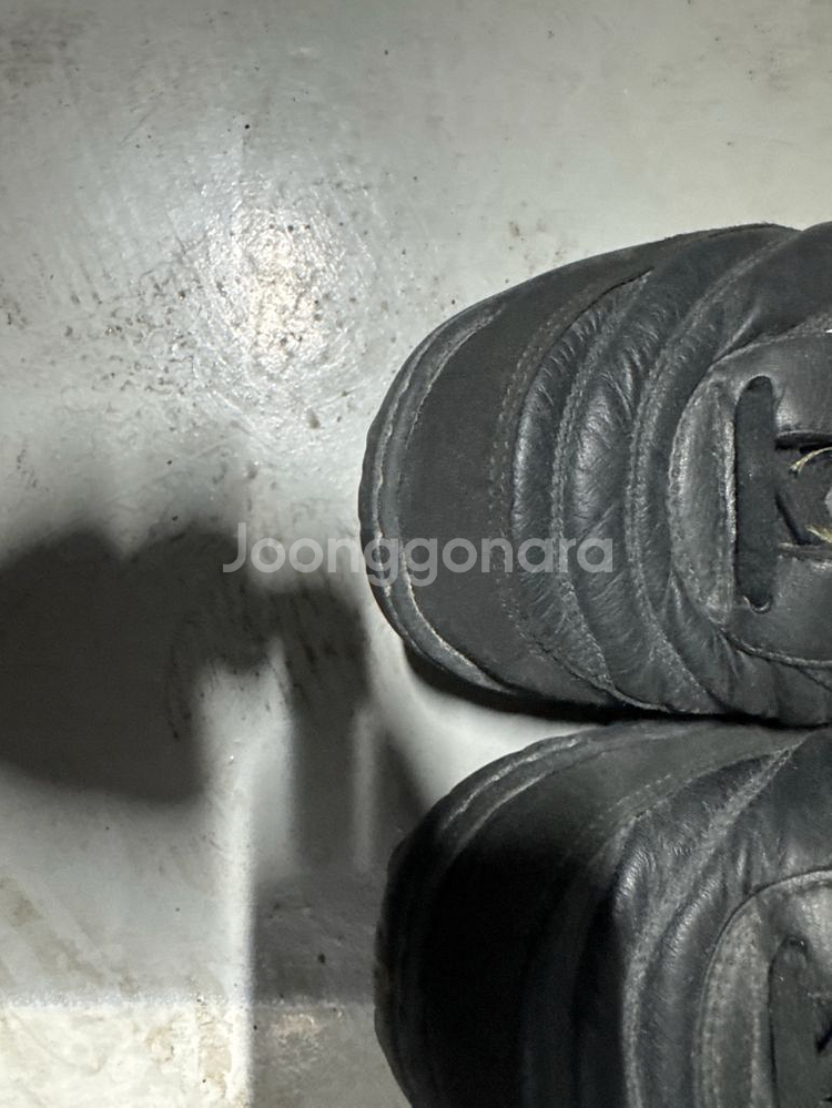미즈노 모렐리아 살라 재팬 TF 풋살화 판매해요.--4